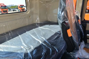 �й����� HOWO TX 330���� 6X2 7.8�������ػ���(����)(ZZ1257N43CJF1)ͼƬ