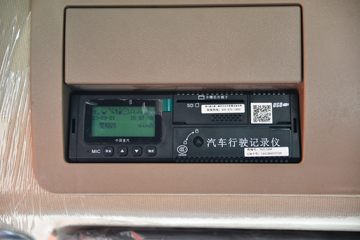 �й����� HOWO TX 330���� 6X2 7.8�������ػ���(����)(ZZ1257N43CJF1)ͼƬ