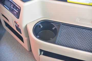 �й����� HOWO TX 330���� 6X2 7.8�������ػ���(����)(ZZ1257N43CJF1)ͼƬ