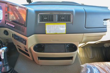 �й����� HOWO TX 330���� 6X2 7.8�������ػ���(����)(ZZ1257N43CJF1)ͼƬ