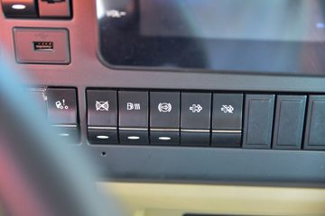 �й����� HOWO TX 330���� 6X2 7.8�������ػ���(����)(ZZ1257N43CJF1)ͼƬ