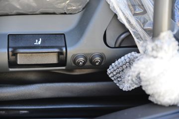 �й����� HOWO TX 330���� 6X2 7.8�������ػ���(����)(ZZ1257N43CJF1)ͼƬ