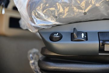 �й����� HOWO TX 330���� 6X2 7.8�������ػ���(����)(ZZ1257N43CJF1)ͼƬ