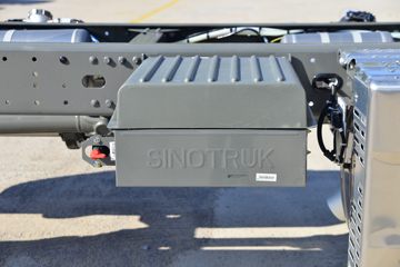 �й����� HOWO TX 330���� 6X2 7.8�������ػ���(����)ͼƬ