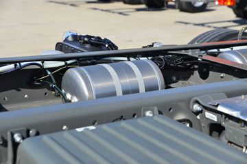 �й����� HOWO TX 330���� 6X2 7.8�������ػ���(����)ͼƬ