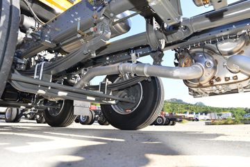 �й����� HOWO TX 330���� 6X2 7.8�������ػ���(����)ͼƬ