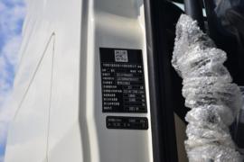 重汽豪沃(HOWO)底盘&nbsp;液体运输车驾驶室图片