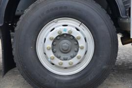 重汽豪沃(HOWO)底盘&nbsp;液体运输车底盘图片