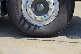 重汽豪沃(HOWO)底盘&nbsp;吸污/吸粪车底盘图片