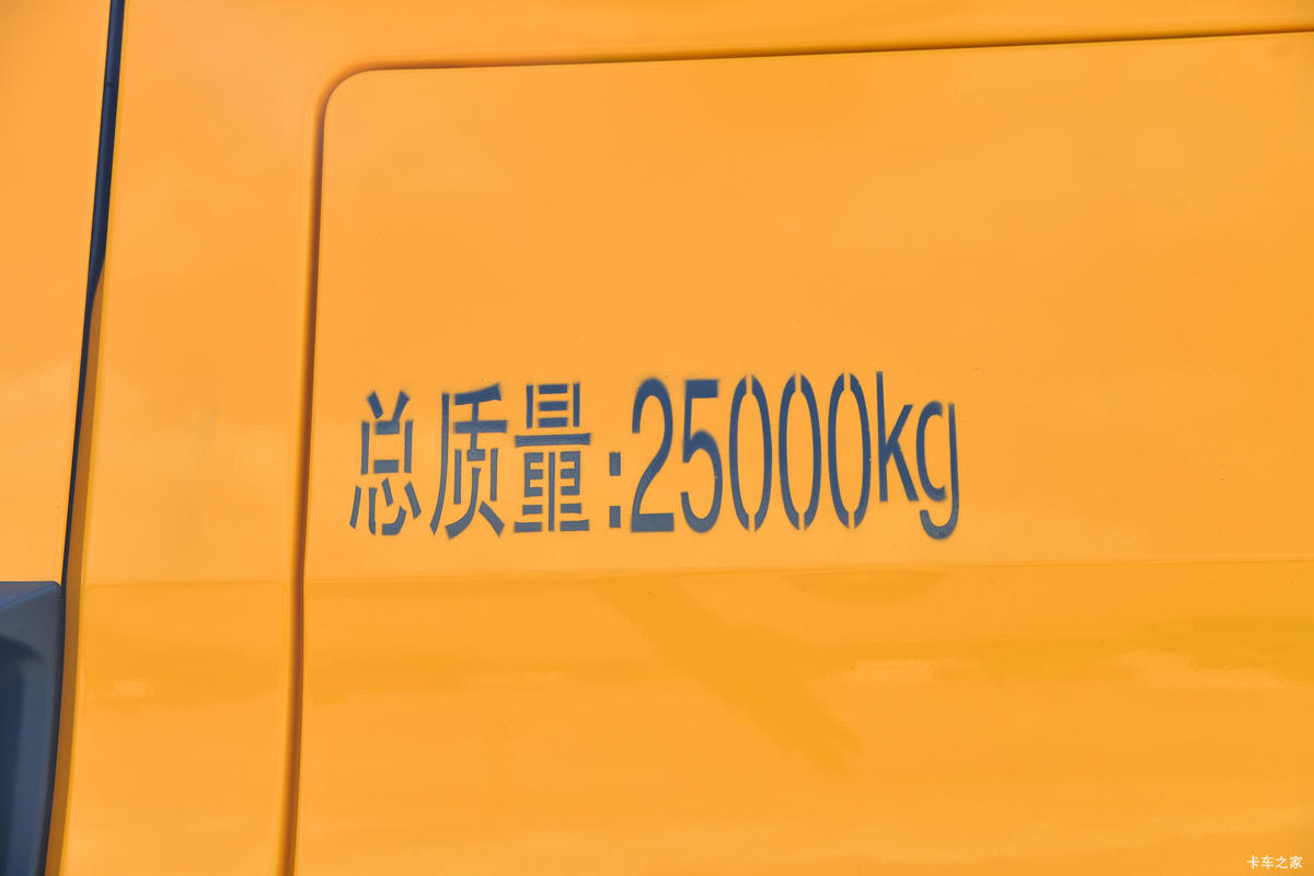 йHOWO TX 400 6X4 6.3ж(ZZ3257V434GF1)                                                