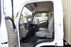 江铃 凯威蓝鲸 143马力 4.12米单排仓栅轻卡(JX5045CCYTG26) 江铃 凯威蓝鲸 143马力 4.12米单排仓栅轻卡(JX5045CCYTG26)