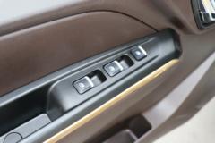 江铃 凯威蓝鲸 150马力 4.1米单排栏板轻卡