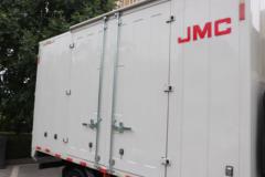 江铃 凯威蓝鲸 143马力 4.2米单排厢式轻卡(JX5043XXYTG26) 江铃 凯威蓝鲸 143马力 4.2米单排厢式轻卡(JX5043XXYTG26)