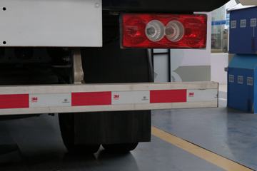 ���� ŷ����S1ϵ 131���� 4.08�׵�����س�(����)(BJ5048XLC-F3)ͼƬ