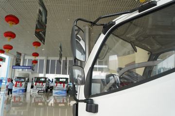 ���� ŷ����1ϵ 127���� 3.22��˫�������Ῠ(����)(������)(BJ1041V9AD6-FM)ͼƬ