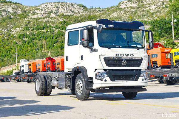 中国重汽 HOWO TX 270马力 4X2 高空作业车(海伦哲牌)(XHZ5142JGKZ6)
