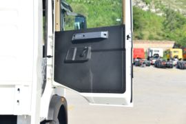 HOWO TX7&nbsp;高空作业车驾驶室图片