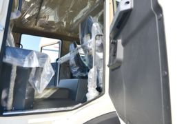 HOWO TX7&nbsp;高空作业车驾驶室图片