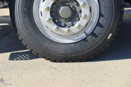 HOWO TX7&nbsp;高空作业车底盘图片