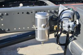 HOWO TX7&nbsp;高空作业车底盘图片