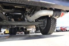 中国重汽 HOWO TX 350马力 6X4 运油车(绿叶牌)(JYJ5267GYYF2)