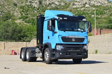 中国重汽 HOWO TX 25T 6X4 换电式纯电动牵引车(ZZ4257V384GZ1SBEV)282kWh