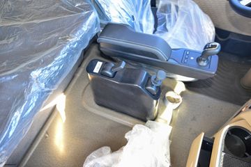 �й����� HOWO TX 25T 6X4 ����ʽ���綯ǣ����282kWhͼƬ