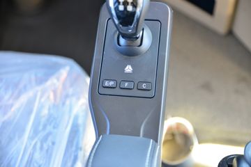 �й����� HOWO TX 25T 6X4 ����ʽ���綯ǣ����282kWhͼƬ