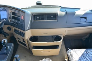 �й����� HOWO TX 25T 6X4 ����ʽ���綯ǣ����282kWhͼƬ