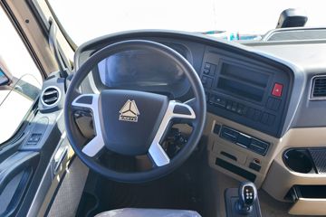 �й����� HOWO TX 25T 6X4 ����ʽ���綯ǣ����282kWhͼƬ