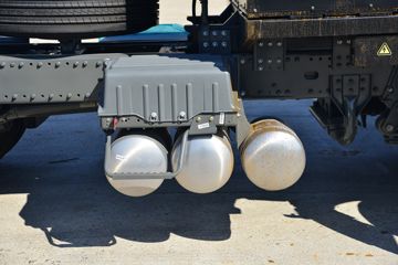 �й����� HOWO TX 25T 6X4 ����ʽ���綯ǣ����282kWhͼƬ