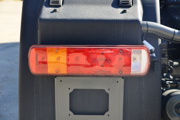 �й����� HOWO TX 25T 6X4 ����ʽ���綯ǣ����282kWhͼƬ