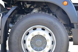 重汽豪沃(HOWO)底盘&nbsp;液体运输车底盘图片