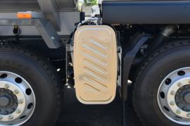 重汽豪沃(HOWO)底盘&nbsp;液体运输车底盘图片