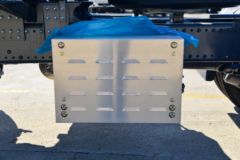 中国重汽 HOWO TX 25T 6X4 换电式纯电动牵引车(ZZ4257V384GZ1SBEV)282kWh