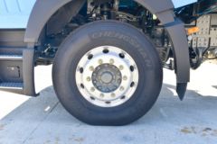 中国重汽 HOWO TX 25T 6X4 换电式纯电动牵引车(ZZ4257V384GZ1SBEV)282kWh