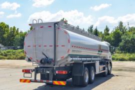 重汽豪沃(HOWO)底盘&nbsp;液体运输车上装图片