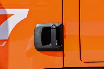 �й����� ����TX7 290���� 4X2 9.45����س�ͼƬ