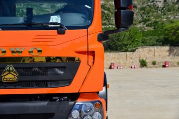 �й����� ����TX7 290���� 4X2 9.45����س�ͼƬ