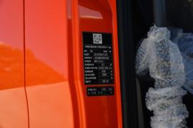 HOWO TX7&nbsp;冷藏车驾驶室图片