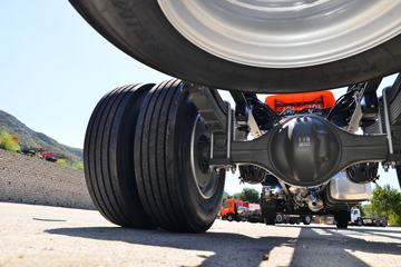 �й����� ����TX7 290���� 4X2 9.45����س�ͼƬ