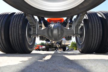 �й����� ����TX7 290���� 4X2 9.45����س�ͼƬ