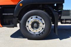 中国重汽 豪沃TX7 290马力 4X2 9.45米冷藏车