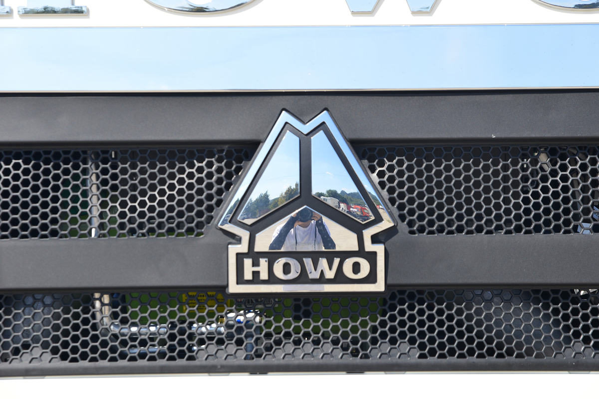 йHOWO TX 400 6X4 5.6ж()(ZZ3257V384GF1)                                                