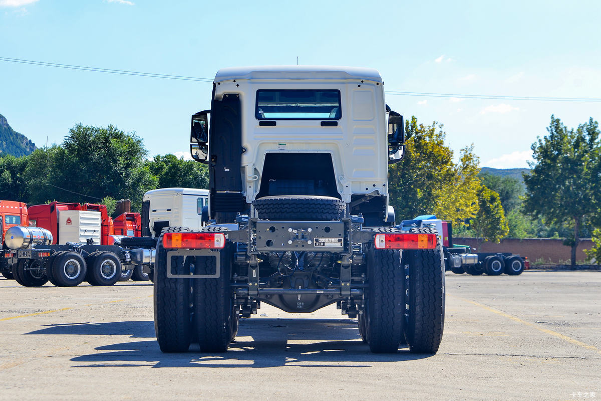 йHOWO TX 400 6X4 5.6ж()(ZZ3257V384GF1)                                                