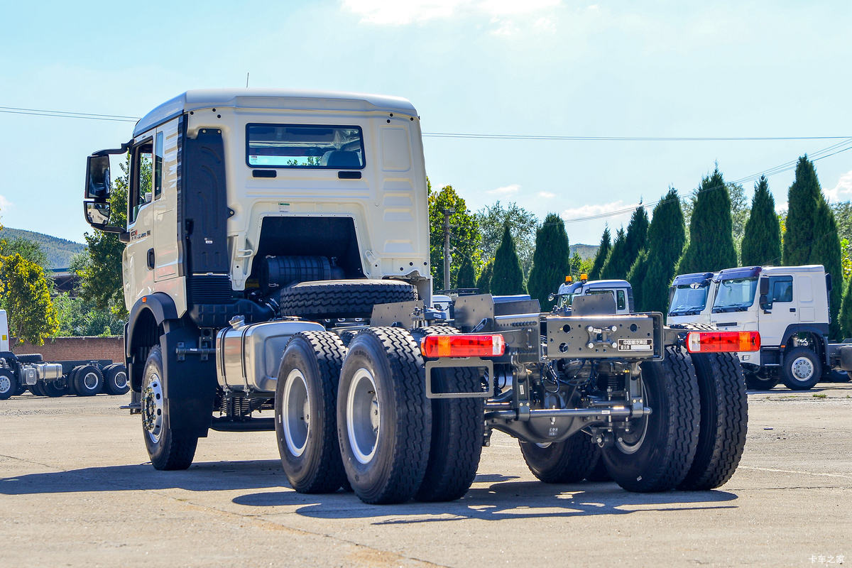 йHOWO TX 400 6X4 5.6ж()(ZZ3257V384GF1)                                                
