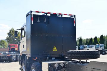 �������� HOWO TX�ؿ� 8X4 7.8�׻���ʽ���綯��ж��(ZZ3317V526GZ1SBEV)ͼƬ