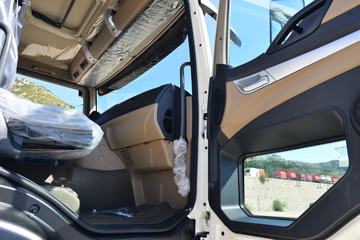 �������� HOWO TX�ؿ� 8X4 7.8�׻���ʽ���綯��ж��(ZZ3317V526GZ1SBEV)ͼƬ