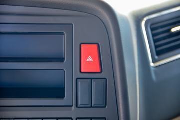 �������� HOWO TX�ؿ� 8X4 7.8�׻���ʽ���綯��ж��(ZZ3317V526GZ1SBEV)ͼƬ