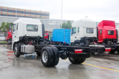 江淮 格尔发A5L中卡 220马力 4X2 6.8米厢式载货车(HFC5181XXYP3K2A50DS)